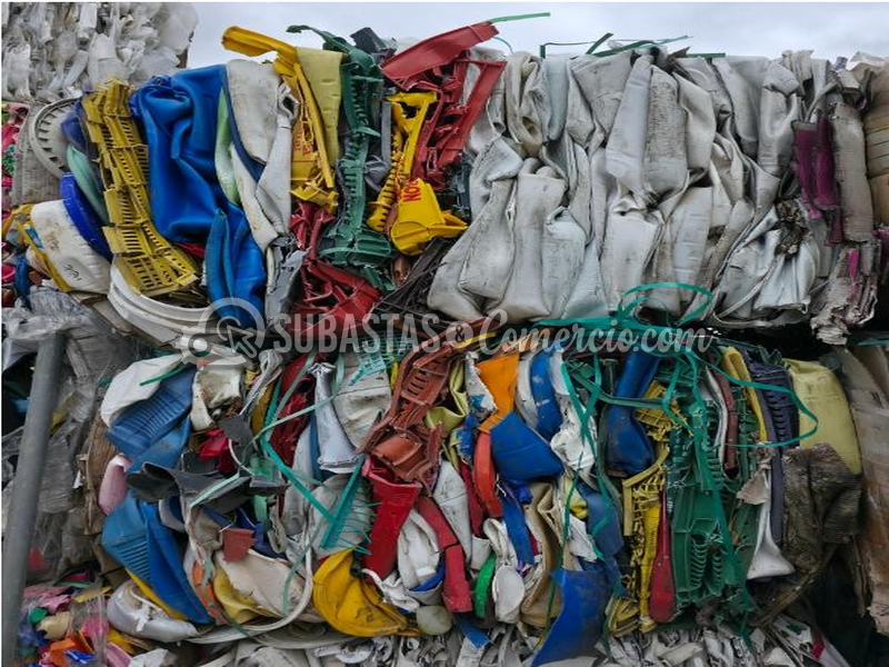 Recuperado HDPE fino BL – sucio